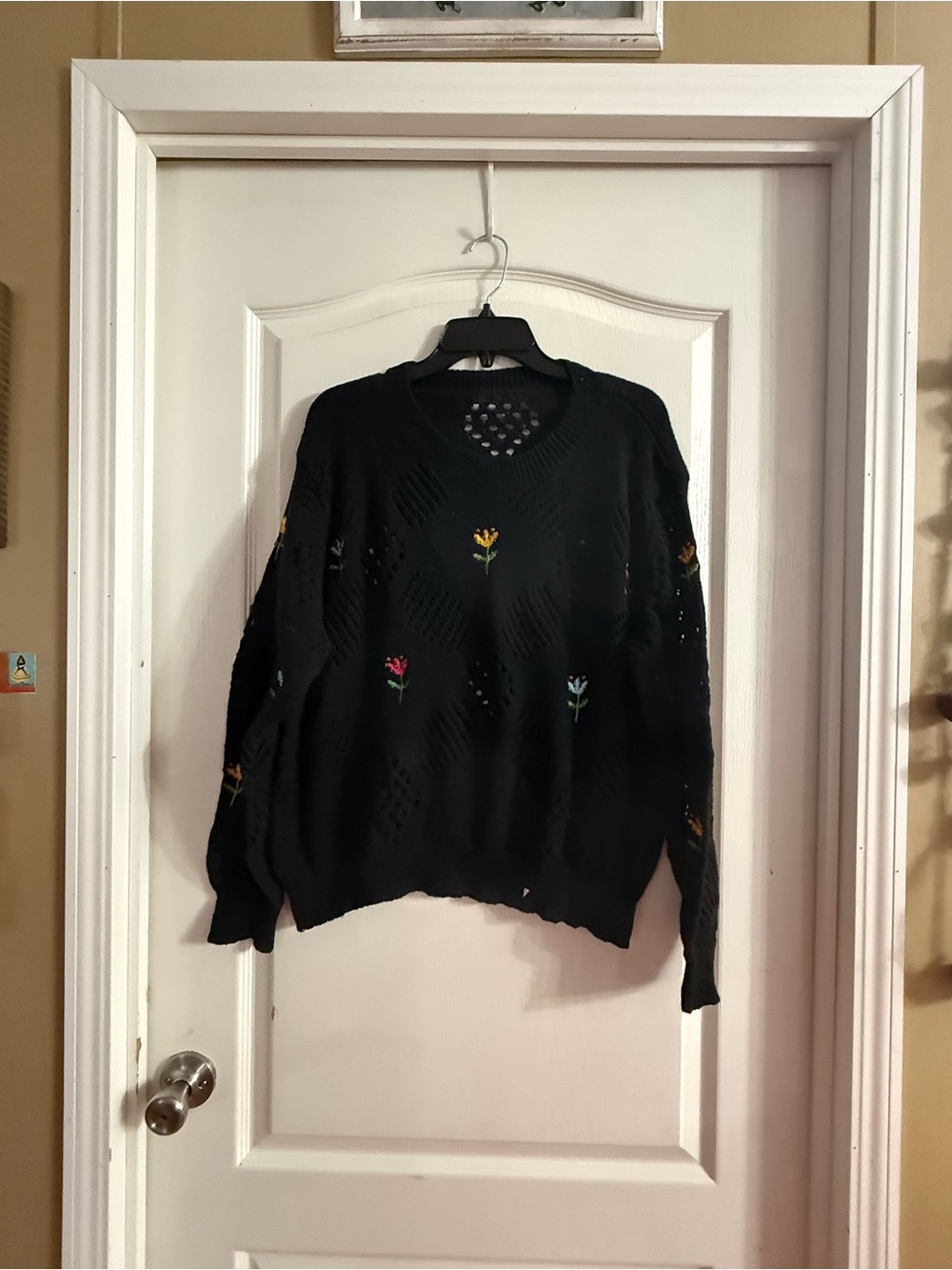 SHEIN Curve Women’s Black Floral Embroidered Boho Sweater Sz 2X. SP-49